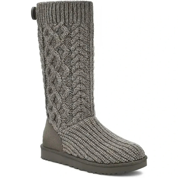 UGG Kids' Classic Cable Knit Water Resistant Boot in Grey  Sz: 3 - Picture 1 of 11